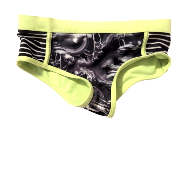 5/$20🩵 Wonder Nation Girl's Bikini Bottoms - Picture 1 of 8